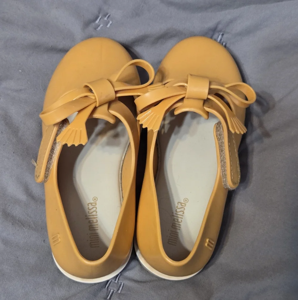 Mini Melissa Classic  Mary Jane (Toddler) sz 9 Mustard Yellow Preppy Boho